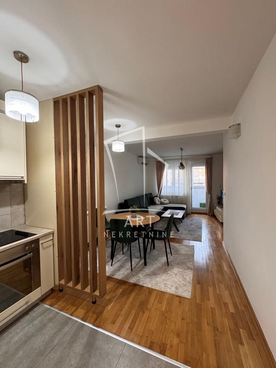 Slika 4 - Marka Oreškovića, Dvosoban stan za izdavanje, 50m2, 750€