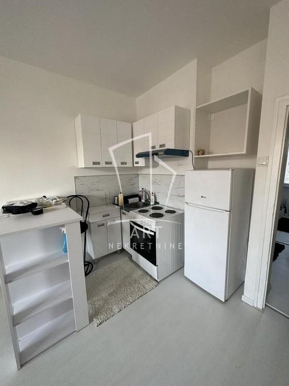 Slika 3 - Hadži Ruvimova, Jednoiposoban stan za izdavanje, 38m2, 700€
