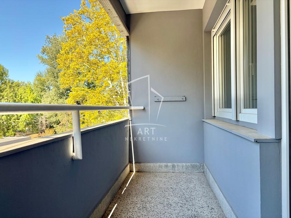 Slika 9 - Omladinskih brigada, Dvoiposoban stan na prodaju, 76m2, 290.000€