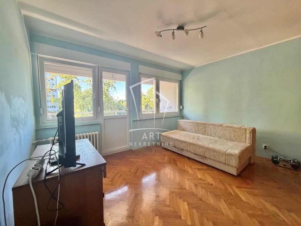Slika 2 - Omladinskih brigada, Dvoiposoban stan na prodaju, 76m2, 290.000€