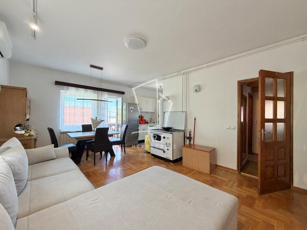 Slika 7 - Gleđevačka, Kuća na prodaju, 110m2, 219.000€