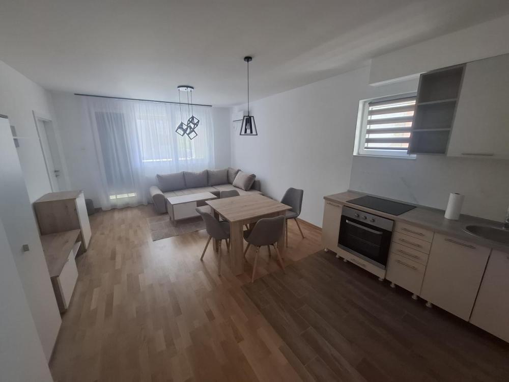 Glavna slika -Dvosoban stan za izdavanje, 46m2, 450€