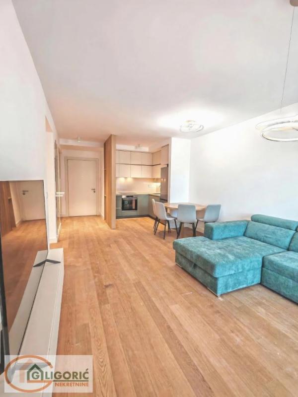 Slika 1 - Milana Rakića, Dvosoban stan za izdavanje, 54m2, 800€
