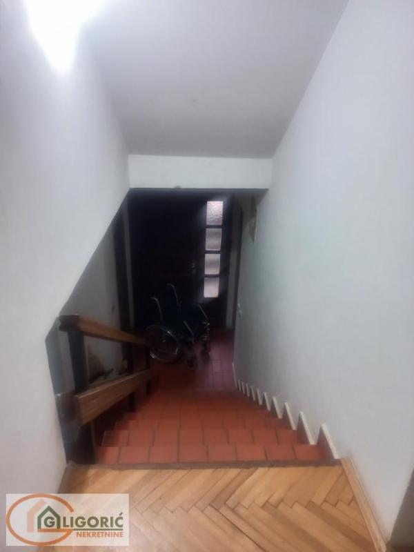 Slika 6 - Jovanke Radaković,  Kuća na prodaju, 300m2, 300.000€