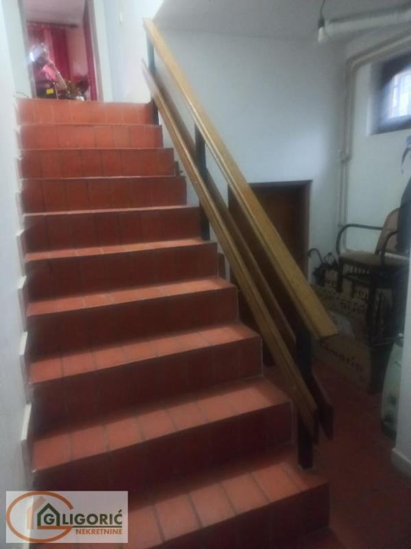 Slika 5 - Jovanke Radaković,  Kuća na prodaju, 300m2, 300.000€