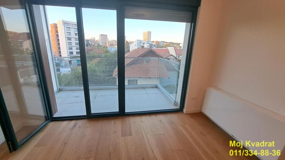 Slika 1 - Četvorosoban stan na prodaju, 94m2, 286.700€