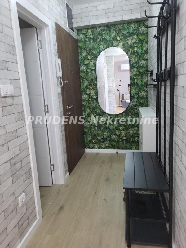 Slika 10 - Bulevar maršala Tolbuhina, Dvosoban stan za izdavanje, 52m2, 800€