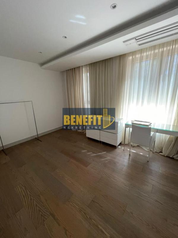 Slika 8 - Četvorosoban stan za izdavanje, 179m2, 4.000€