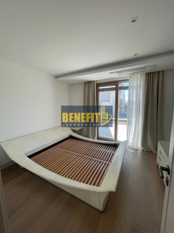 Slika 7 - Četvorosoban stan za izdavanje, 179m2, 4.000€