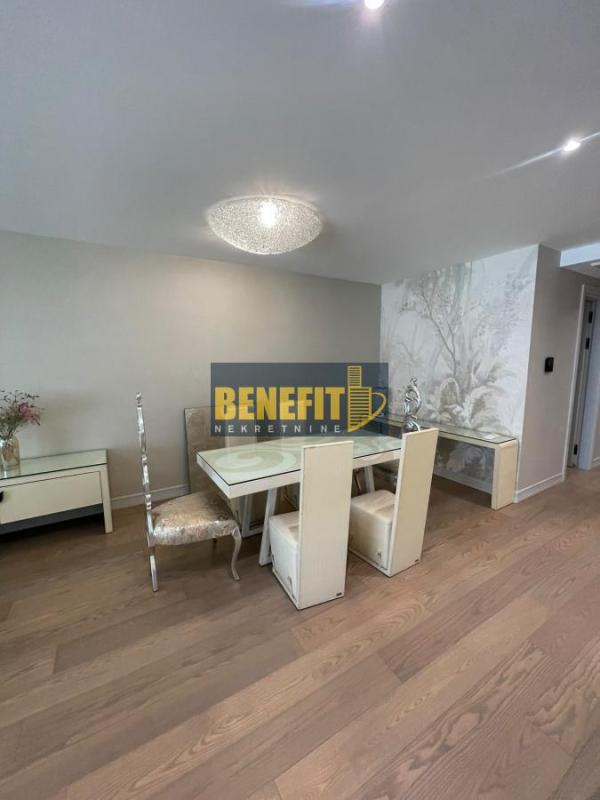Slika 4 - Četvorosoban stan za izdavanje, 179m2, 4.000€