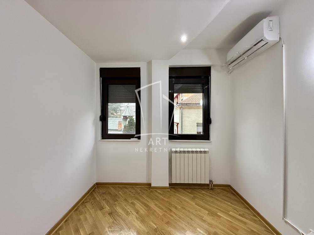 Slika 5 - Bilećka, Četvorosoban stan za izdavanje, 103m2, 1.200€