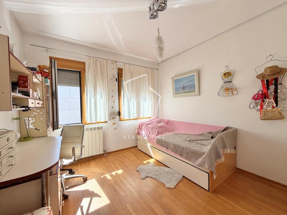 Slika 8 - Hadži-Đerina, Petosoban stan na prodaju, 104m2, 615.000€