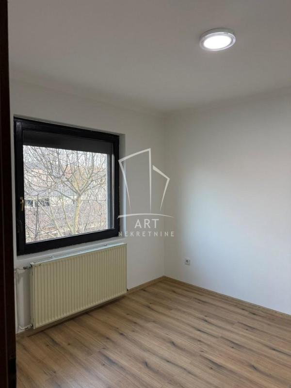Slika 5 - Branka Radičevića, Trosoban stan na prodaju, 111m2, 185.000€