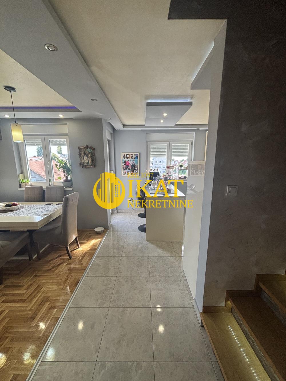 Slika 2 - Stevana Dubajića, Četvorosoban stan na prodaju, 101m2, 235.000€
