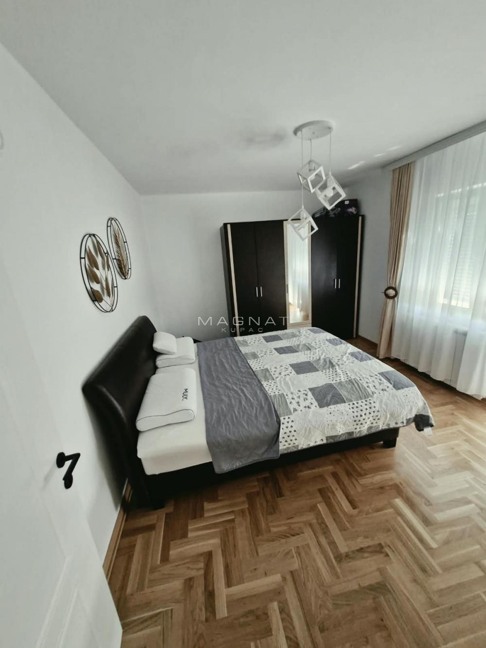 Slika 3 -  Kuća na prodaju, 260m2, 250.000€
