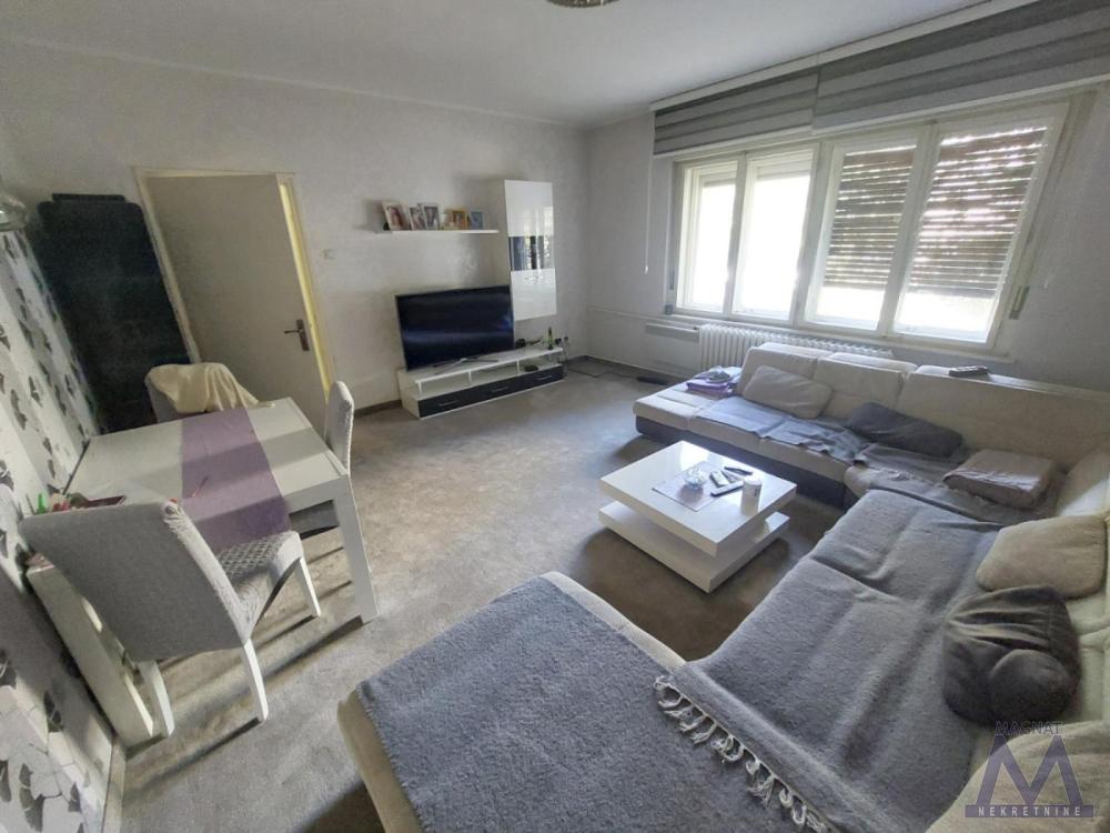Slika 1 - Trosoban stan za izdavanje, 700€