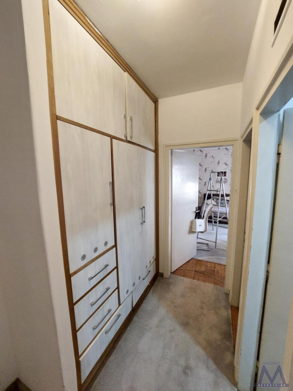 Slika 9 - Trosoban stan za izdavanje, 700€
