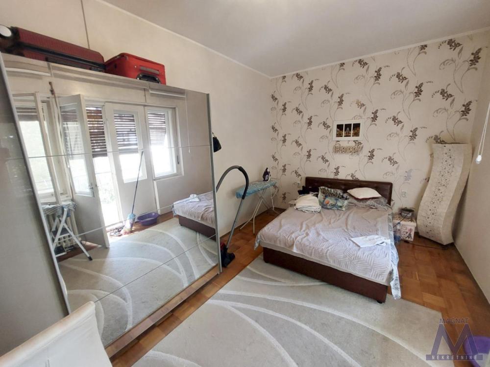 Slika 5 - Trosoban stan za izdavanje, 700€