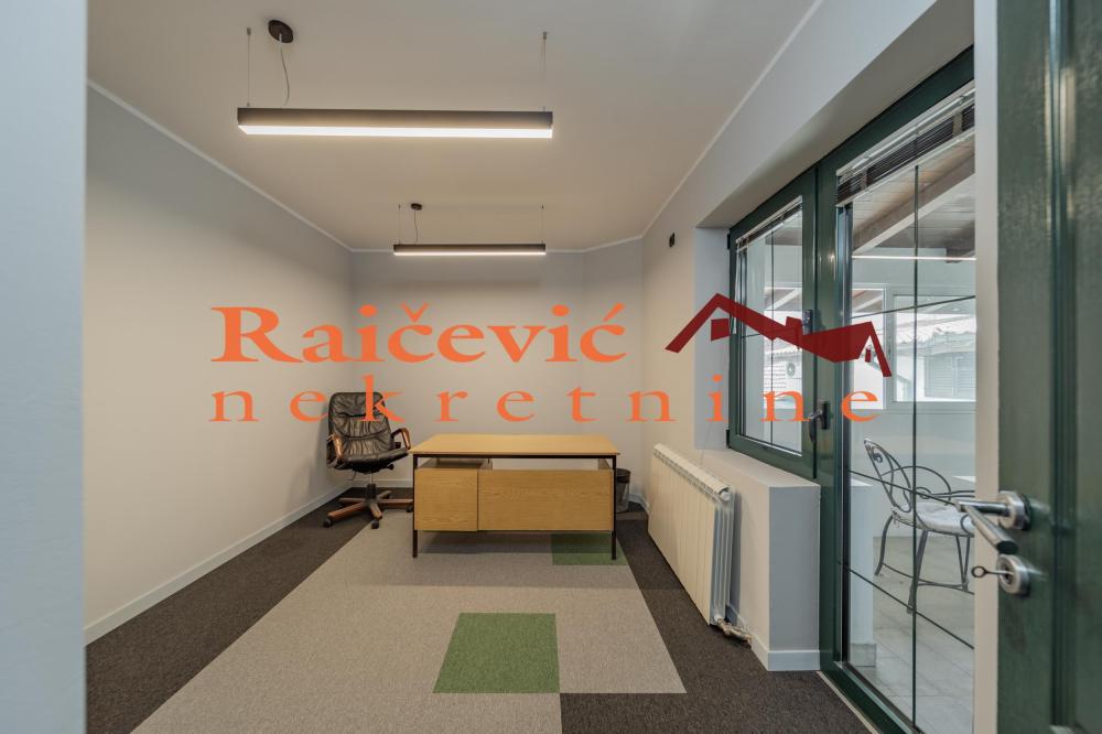 Slika 8 - Vojvode Stepe,  Lokal za izdavanje, 152m2, 2.400€