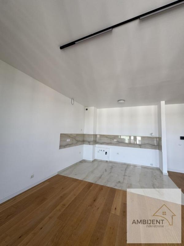 Slika 2 - Trosoban stan na prodaju, 107m2, 465.000€
