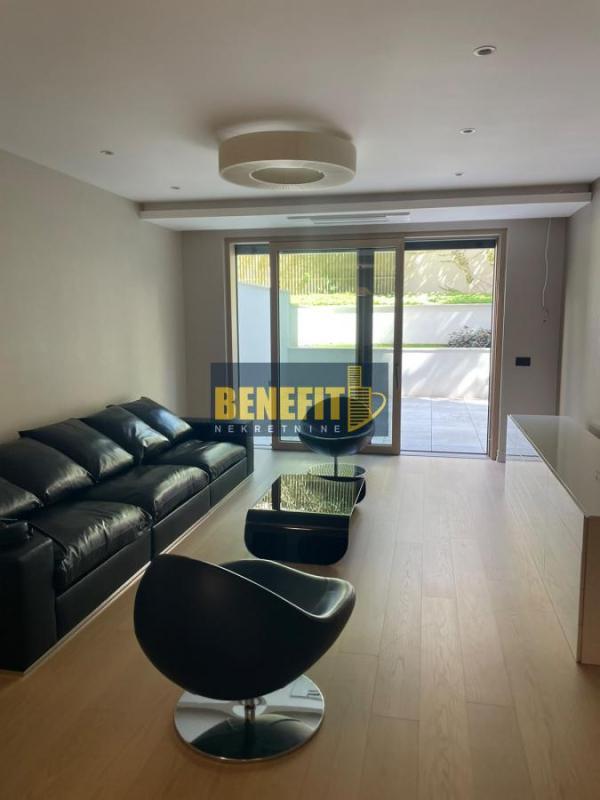 Glavna slika -Četvorosoban stan za izdavanje, 140m2, 3.500€
