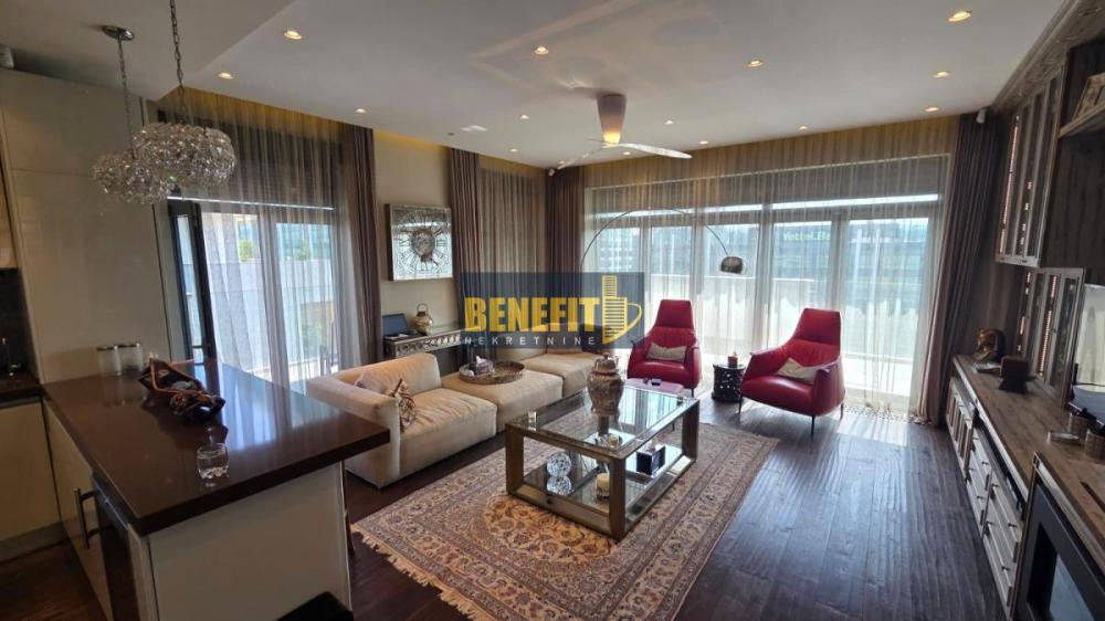 Slika 1 - Četvorosoban stan za izdavanje, 201m2, 2.900€