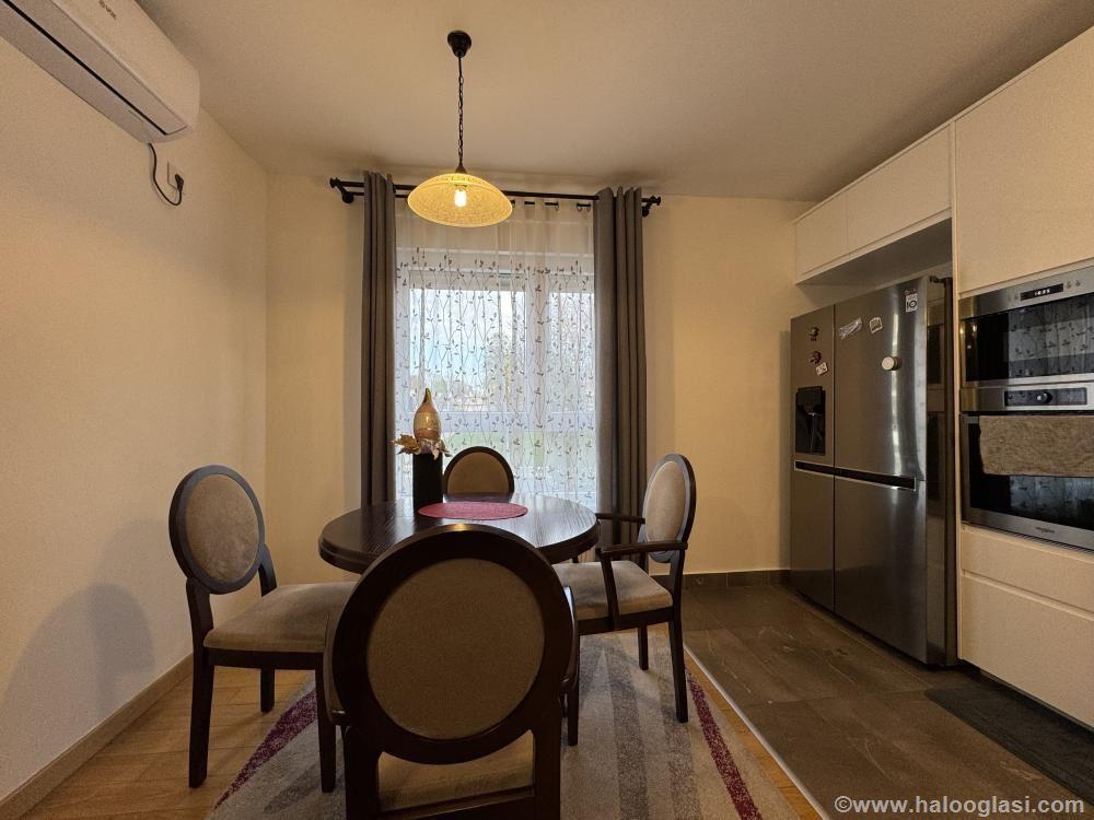 Slika 3 - Šumadijska, Trosoban stan za izdavanje, 71m2, 1.000€