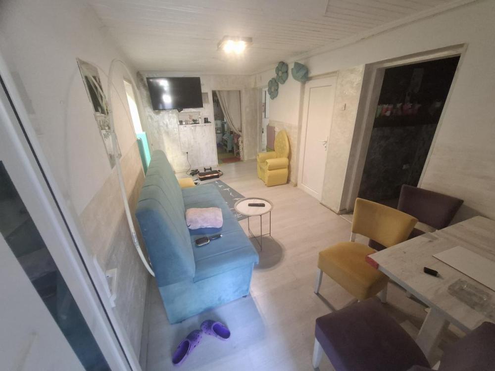 Slika 1 -  Lokal za izdavanje, 80m2, 500€