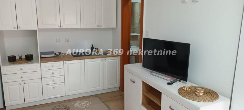 Glavna slika -Jednosoban stan za izdavanje, 25m2, 250€