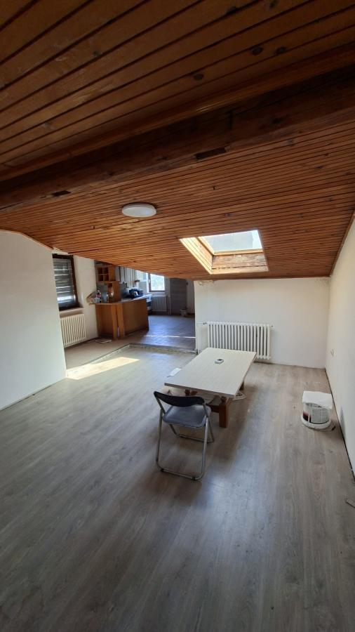 Glavna slika -Četvorosoban stan na prodaju, 73m2, 145.000€