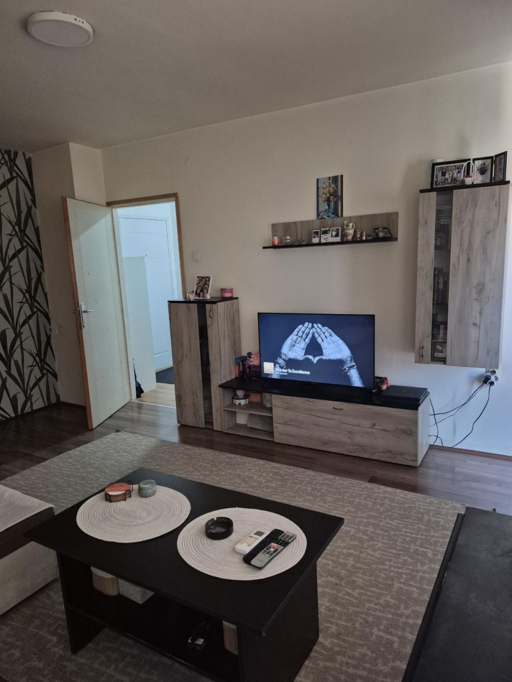 Slika 6 - Dvoiposoban stan za izdavanje, 52m2, 350€