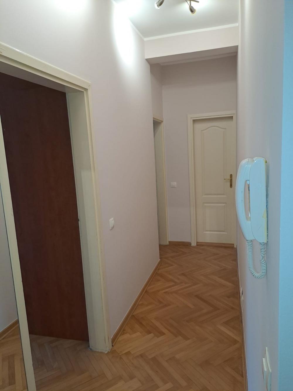 Slika 7 - Tršćanska, Dvosoban stan za izdavanje, 45m2, 650€