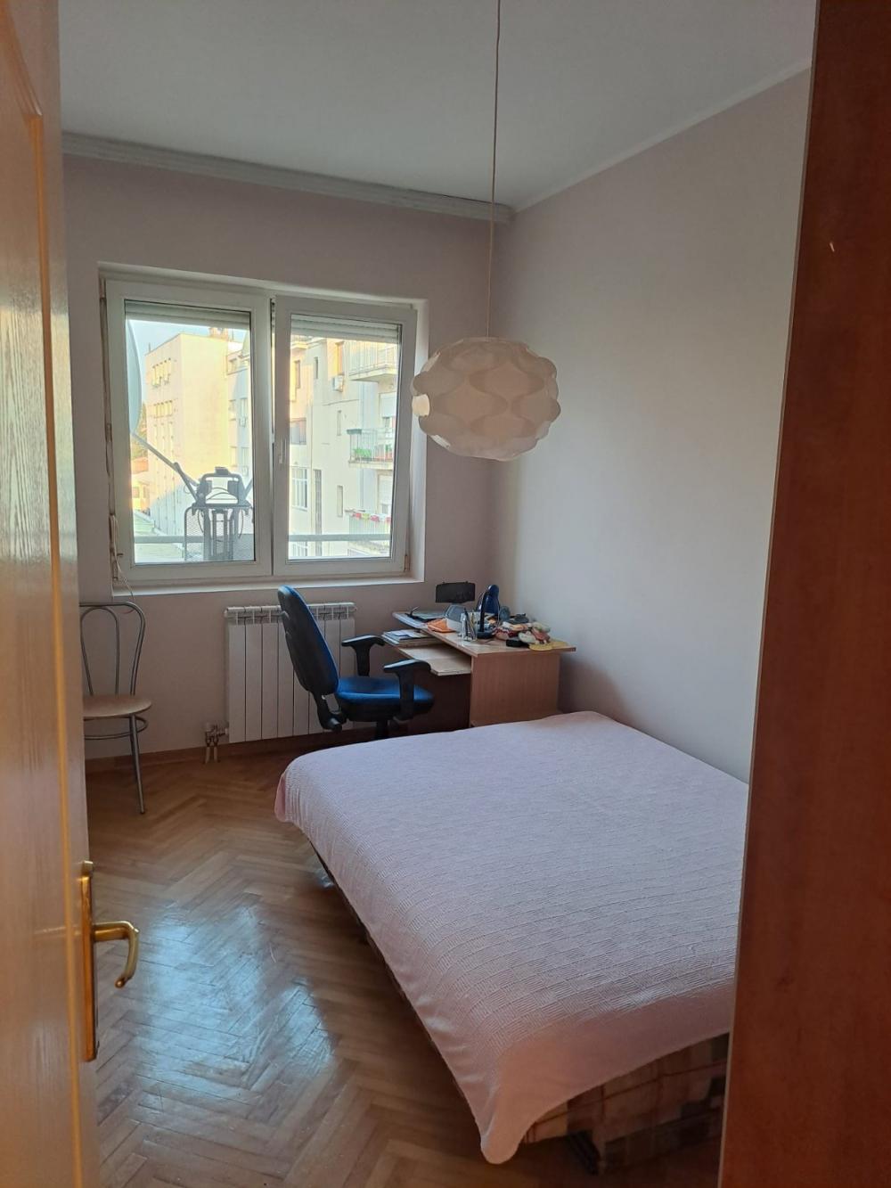 Slika 3 - Tršćanska, Dvosoban stan za izdavanje, 45m2, 650€