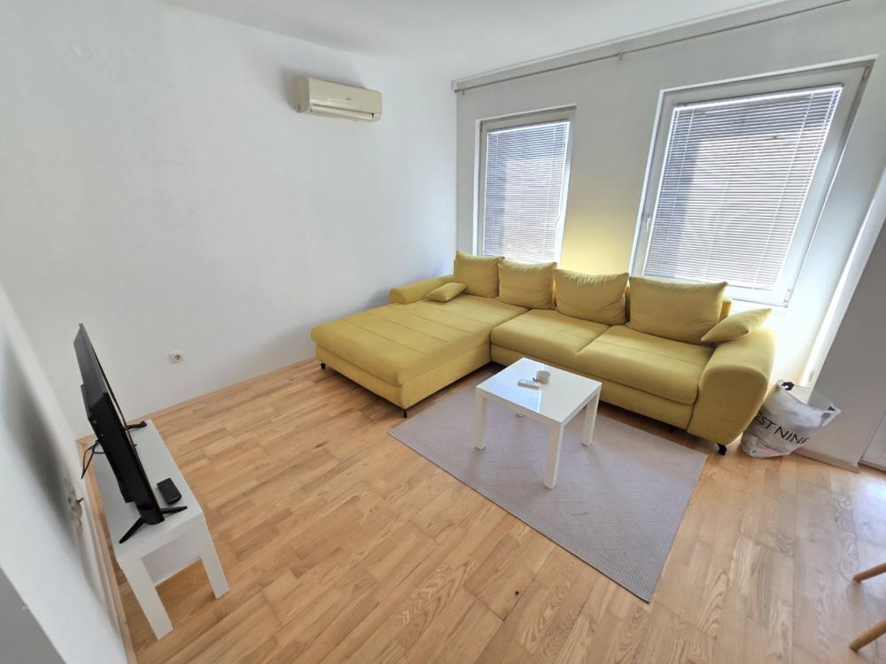 Slika 2 - Novogradska, Dvosoban stan za izdavanje, 45m2, 550€