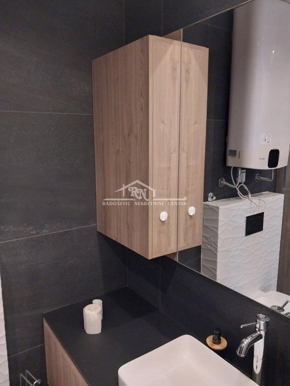 Slika 10 - Niška, Petosoban stan na prodaju, 198m2, 870.000€