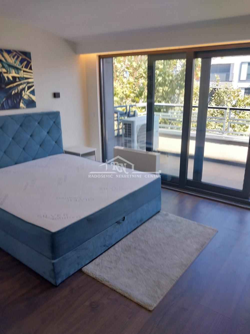 Slika 6 - Niška, Petosoban stan na prodaju, 198m2, 870.000€