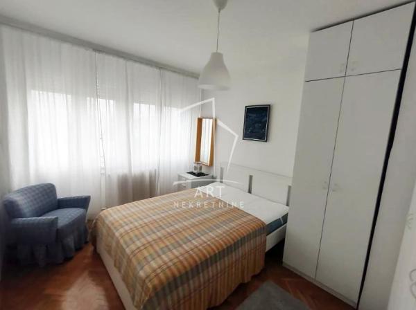 Slika 3 - Cara Dušana, Dvosoban stan za izdavanje, 37m2, 700€