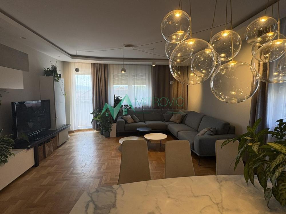 Glavna slika -Trosoban stan na prodaju, 81m2, 216.300€