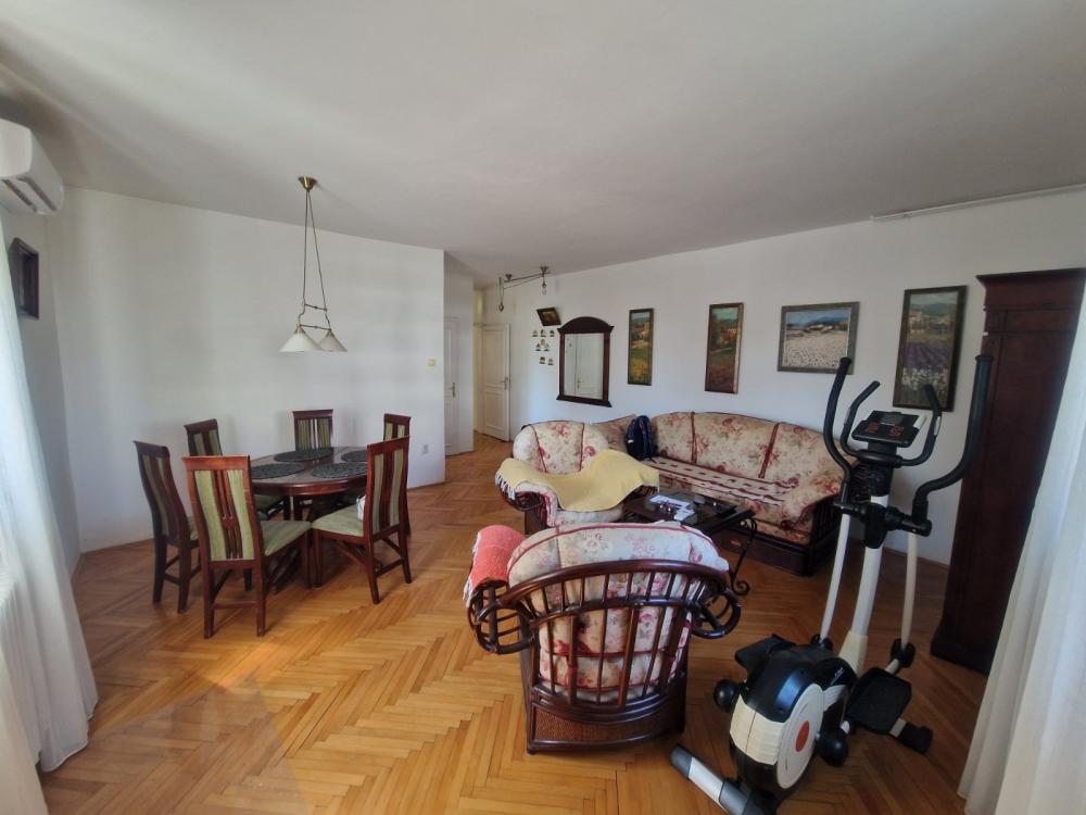 Glavna slika -Dvoiposoban stan na prodaju, 64m2, 185.400€