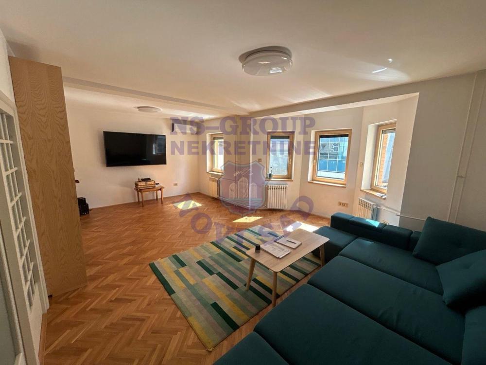 Glavna slika -Četvorosoban stan na prodaju, 117m2, 339.500€