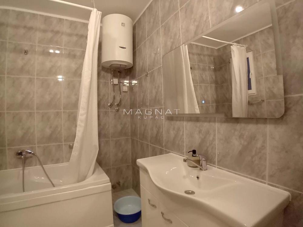 Slika 6 - Njegoševa, Trosoban stan za izdavanje, 80m2, 1.100€