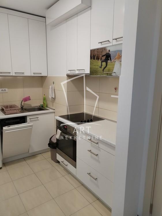 Slika 3 - Kaplara Momčila Gavrića, Jednoiposoban stan za izdavanje, 41m2, 550€