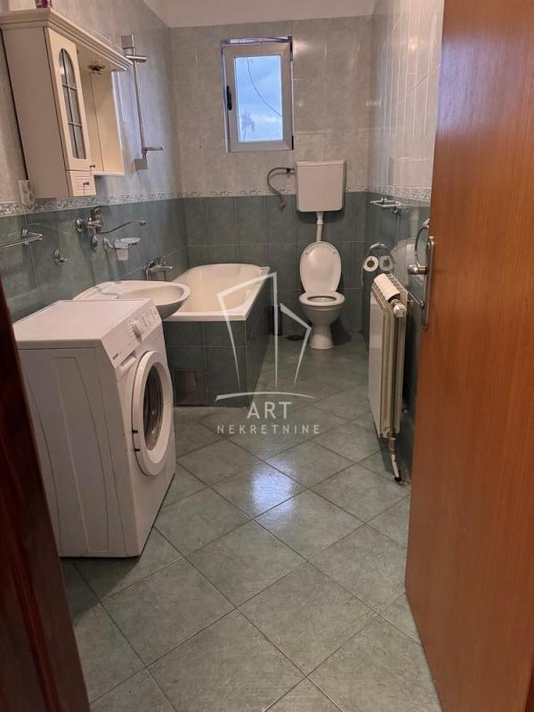 Slika 7 - Ugrinovački put 2. deo, Trosoban stan za izdavanje, 97m2, 790€