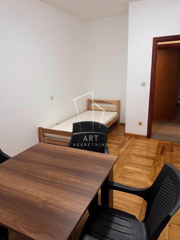 Slika 6 - Ugrinovački put 2. deo, Trosoban stan za izdavanje, 97m2, 790€