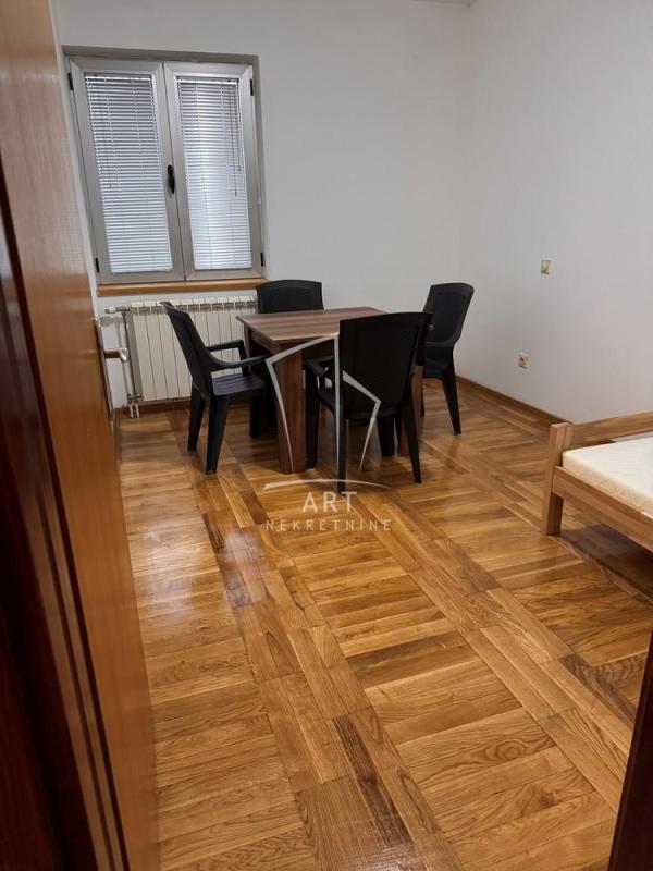 Slika 5 - Ugrinovački put 2. deo, Trosoban stan za izdavanje, 97m2, 790€