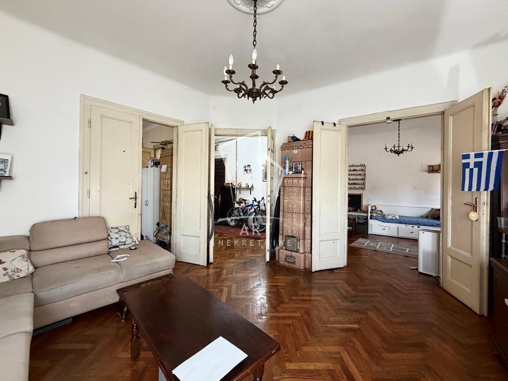 Slika 2 - Cara Dušana, Troiposoban stan na prodaju, 85m2, 357.000€