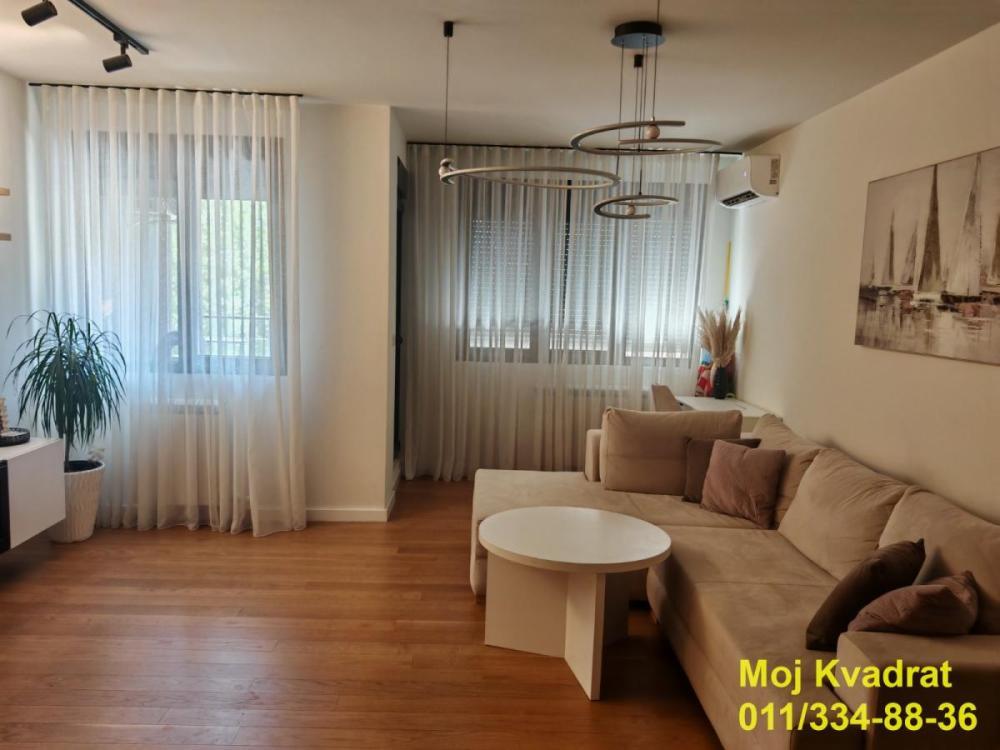 Glavna slika -Trosoban stan na prodaju, 82m2, 311.600€
