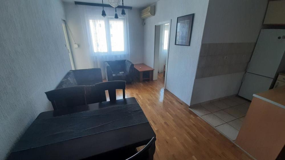 Glavna slika -Dvoiposoban stan za izdavanje, 48m2, 450€
