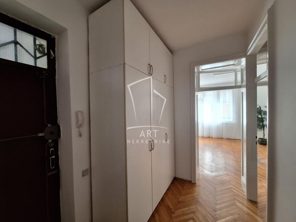 Slika 9 - Koste Stojanovića, Dvosoban stan za izdavanje, 47m2, 800€