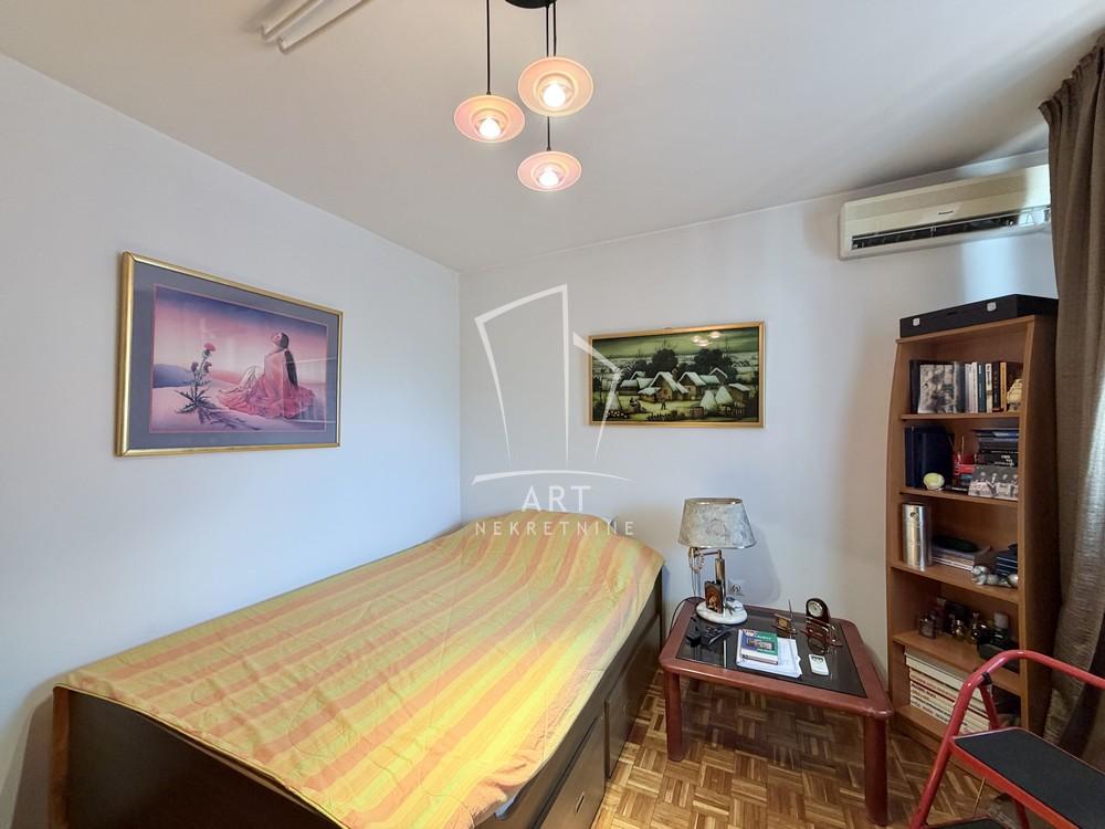 Slika 5 - Generala Mihajla Nedeljkovića,  Kuća za izdavanje, 234m2, 3.000€